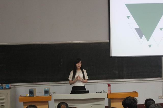 伟德victor1946举办就业辅导讲座