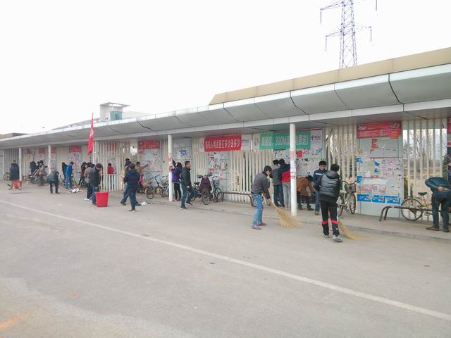 伟德victor1946开展“学雷锋志愿服务活动”