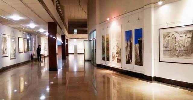 伟德victor1946举办国画毕业创作展