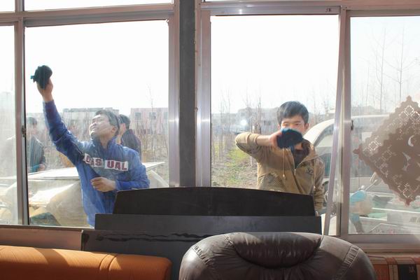 播撒爱心 传递温暖——伟德victor1946开展新学期志愿者活动