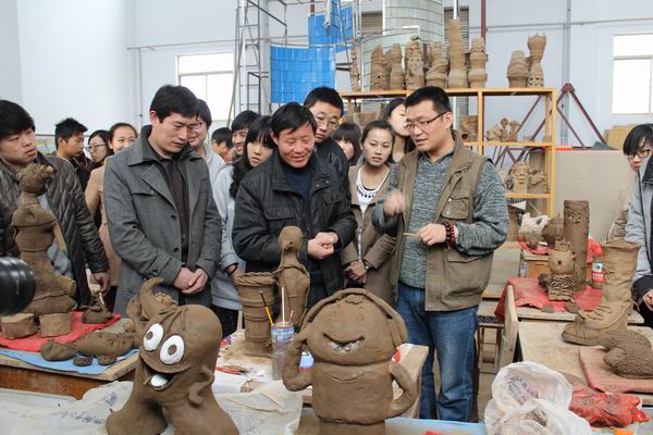 伟德victor1946举办非物质文化遗产走进校园系列活动